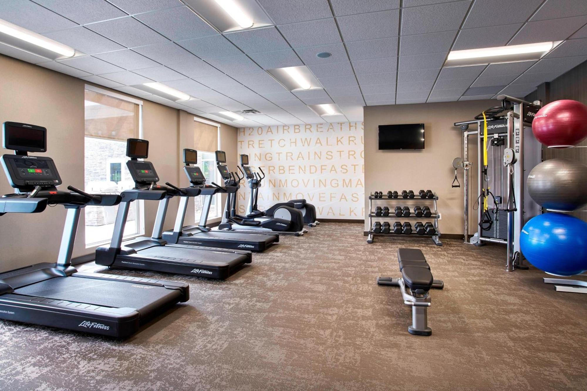 Residence Inn By Marriott לינצ'בורג מראה חיצוני תמונה